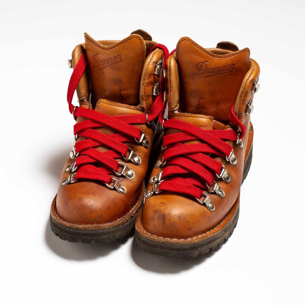 Danner Women’s Mountain Light Boots. Size 7.